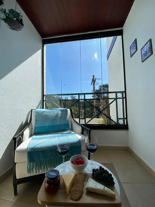 Apartamento Encantador A 800M Da Praca Do Capivari Campos do Jordao Apartment