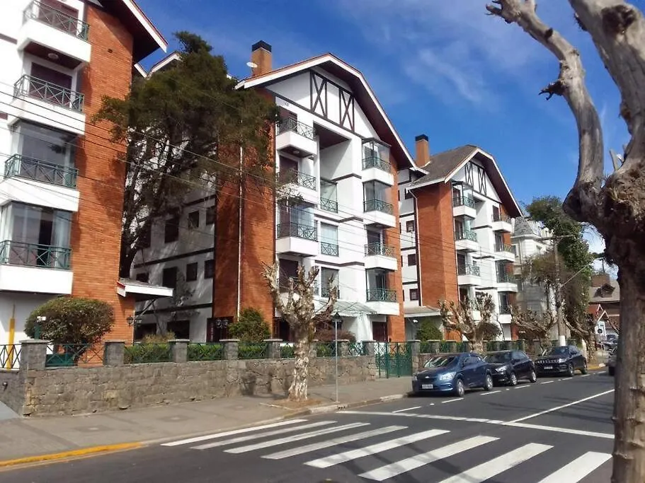 Apartamento Encantador A 800M Da Praca Do Capivari Campos do Jordao